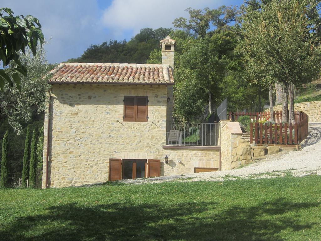 Agriturismo Paradiso 44 Assisi Bagian luar foto