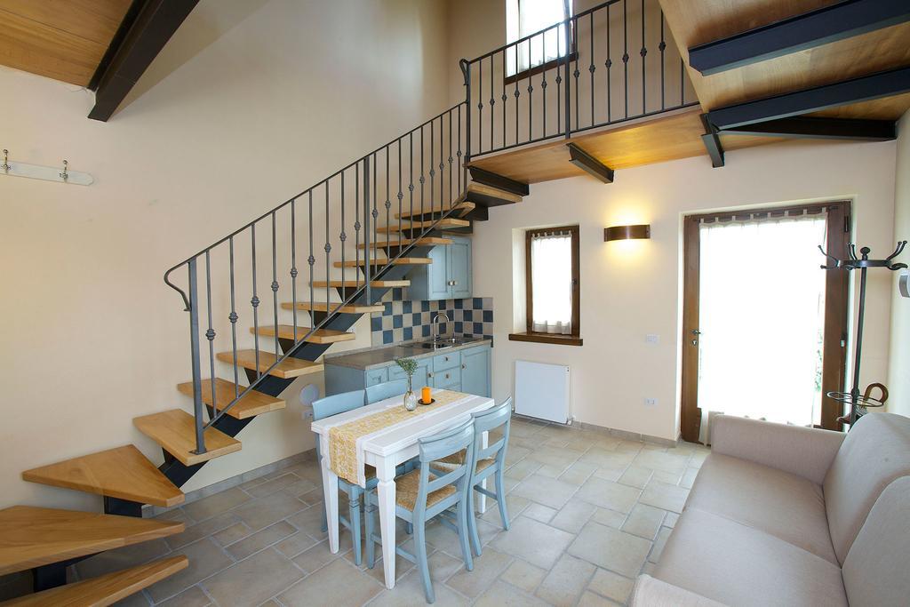 Agriturismo Paradiso 44 Assisi Bagian luar foto