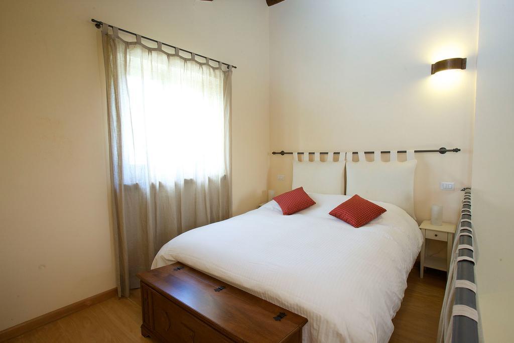Agriturismo Paradiso 44 Assisi Bagian luar foto