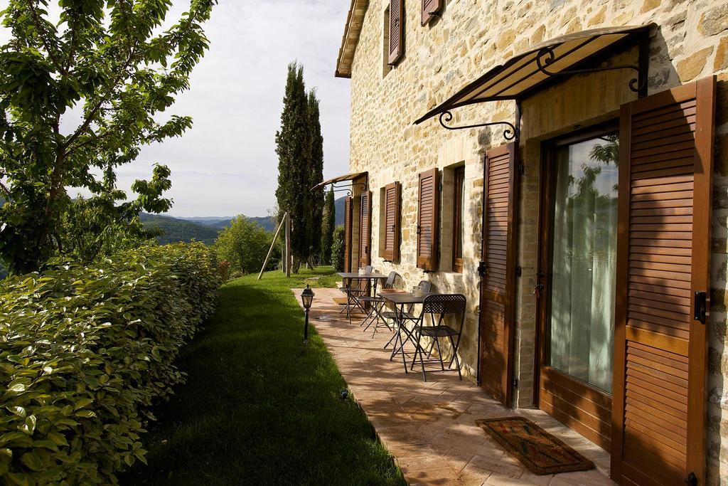 Agriturismo Paradiso 44 Assisi Bagian luar foto