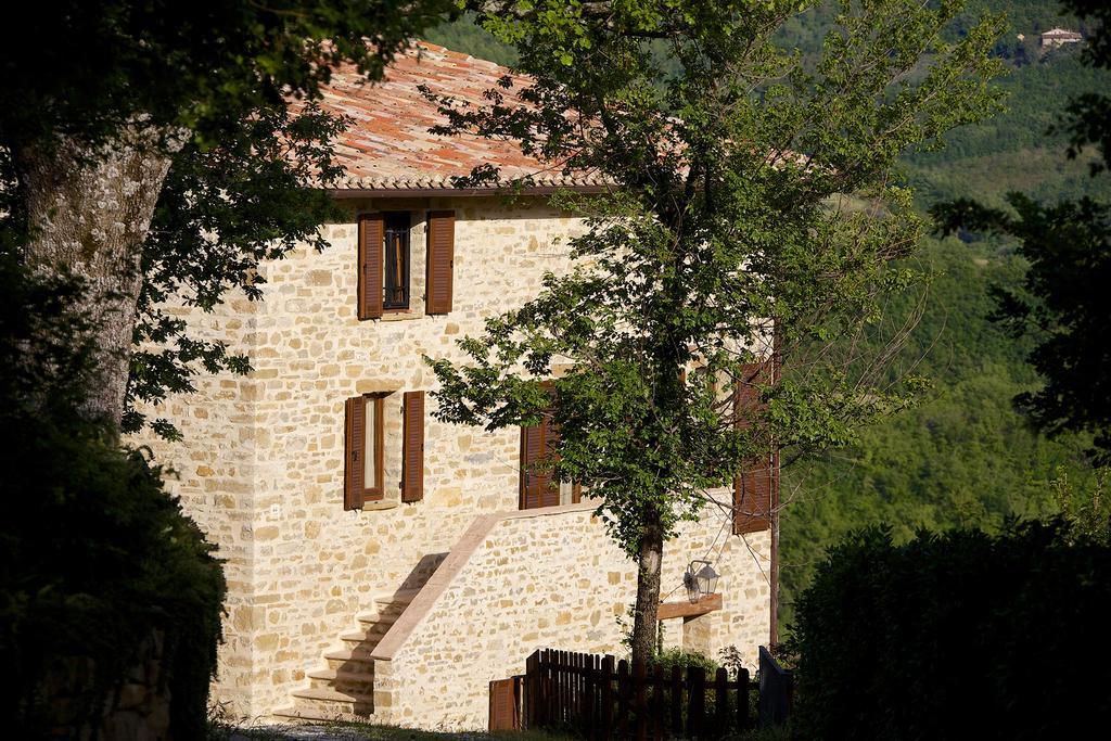 Agriturismo Paradiso 44 Assisi Bagian luar foto